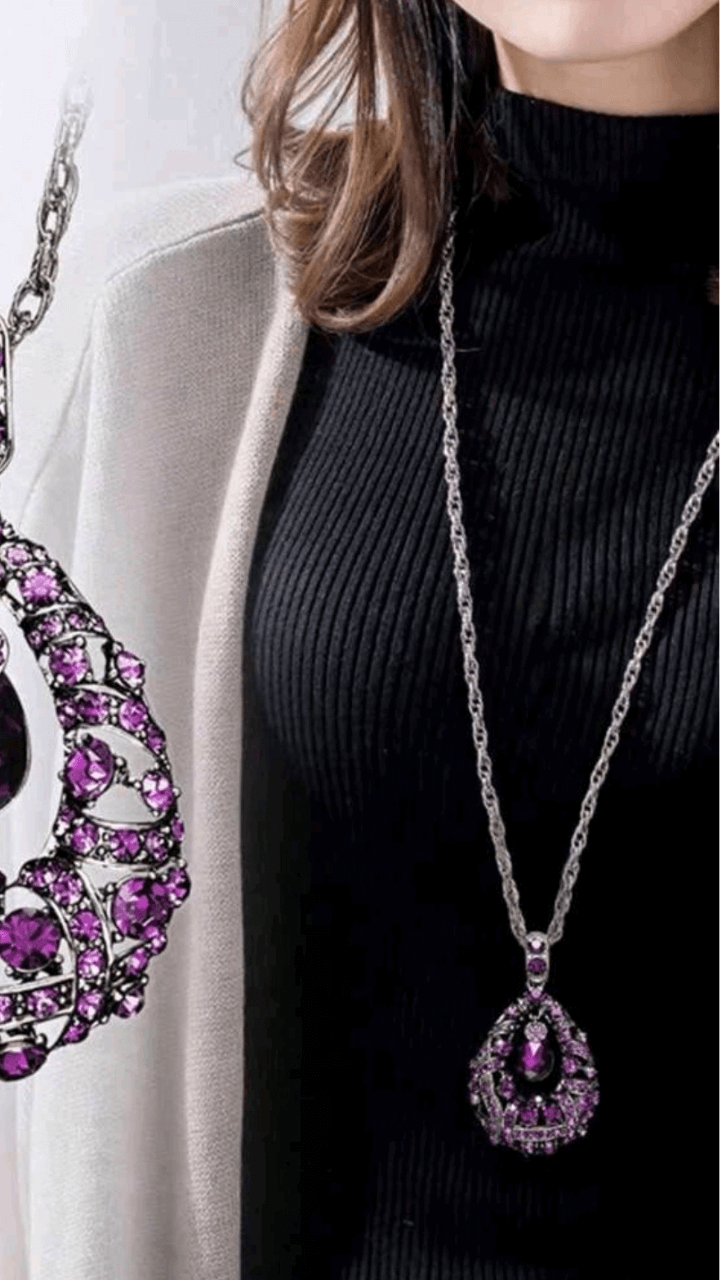 Teardrop Shape Pendant JU0397