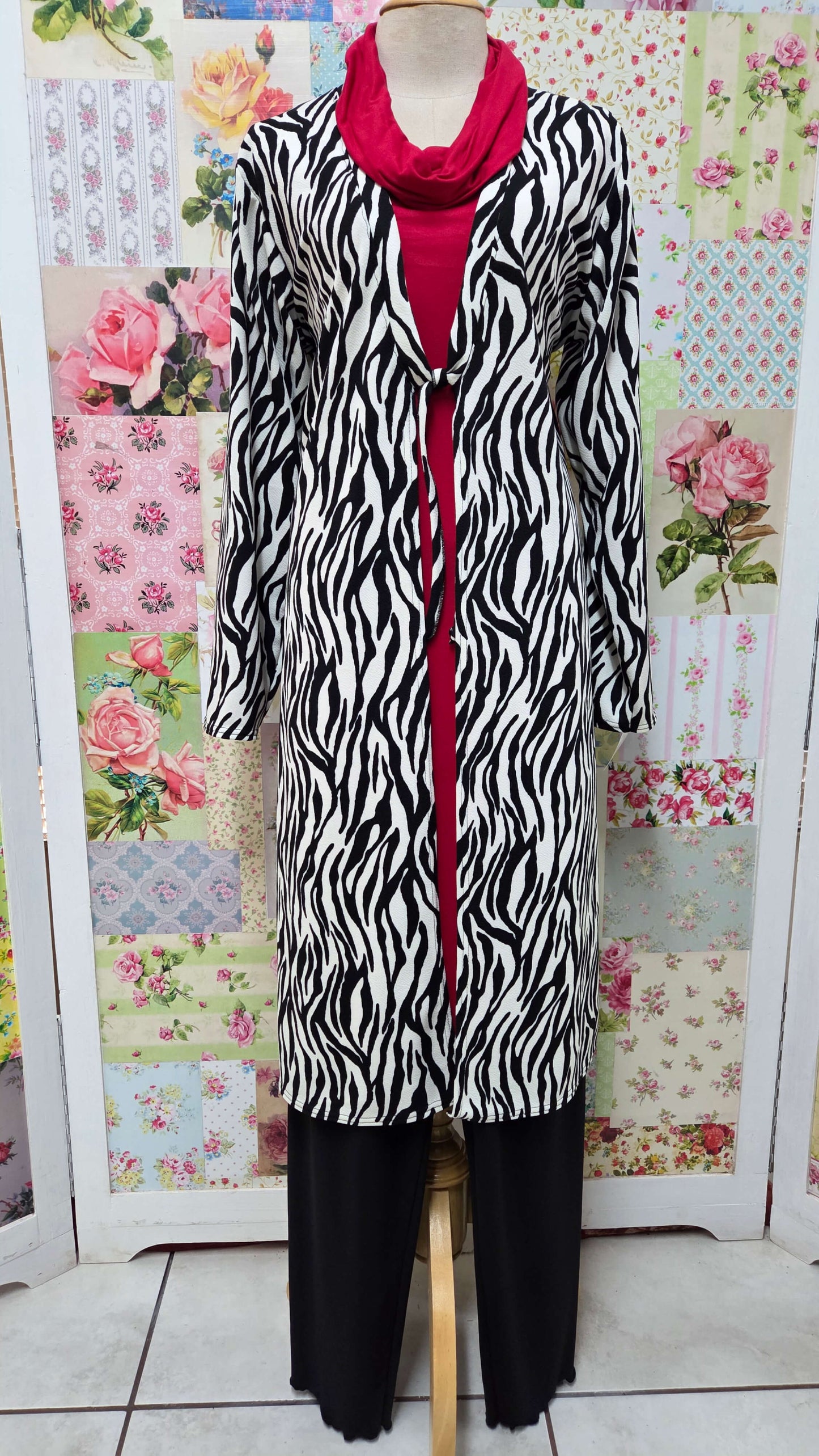 Black & White Jacket LR0640