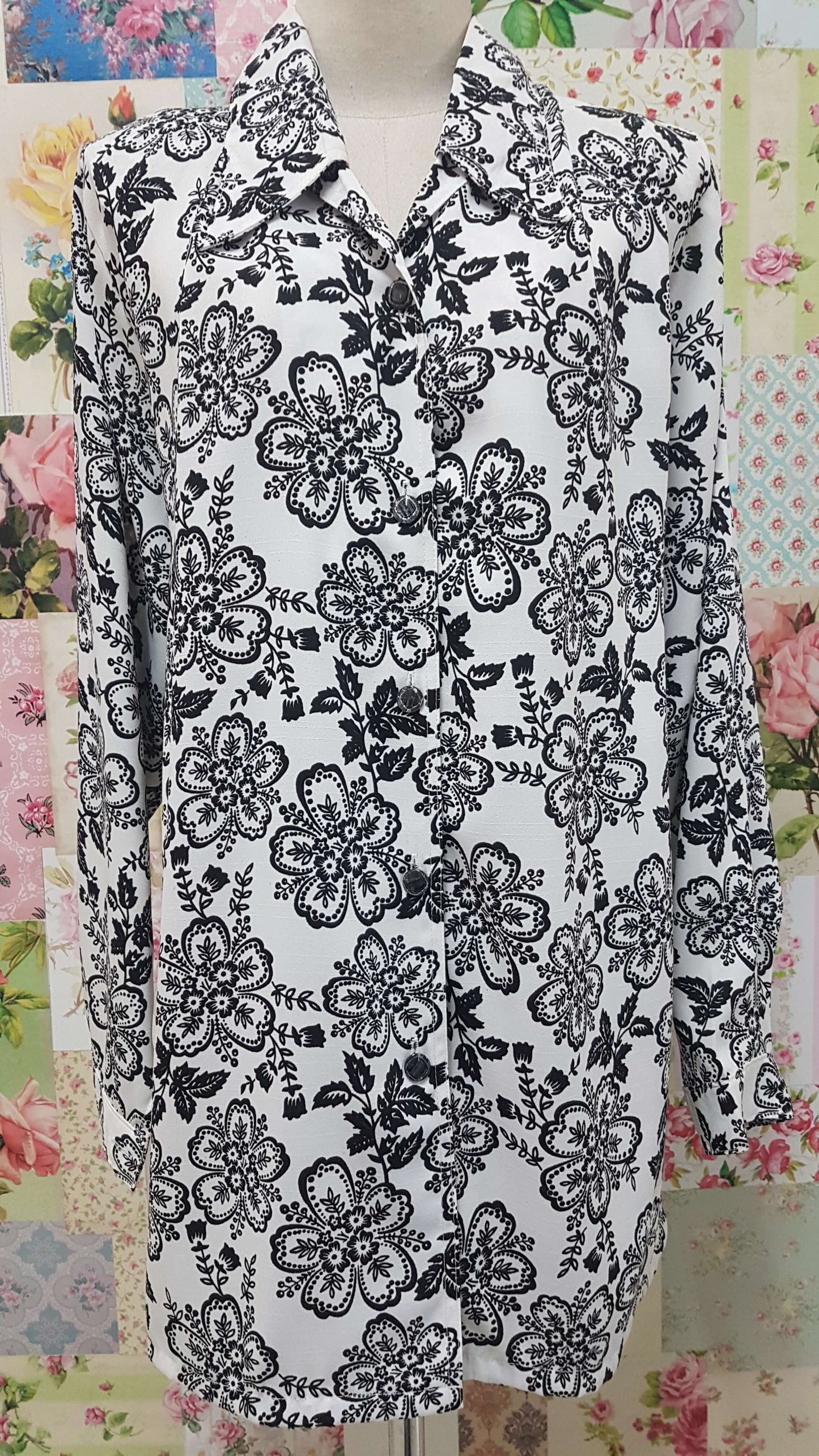 White & Black Blouse BT0156