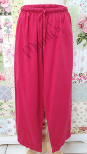3/4 Red Pants AC075