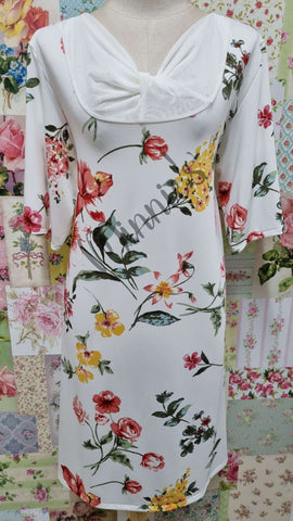 White Floral Top GD0252
