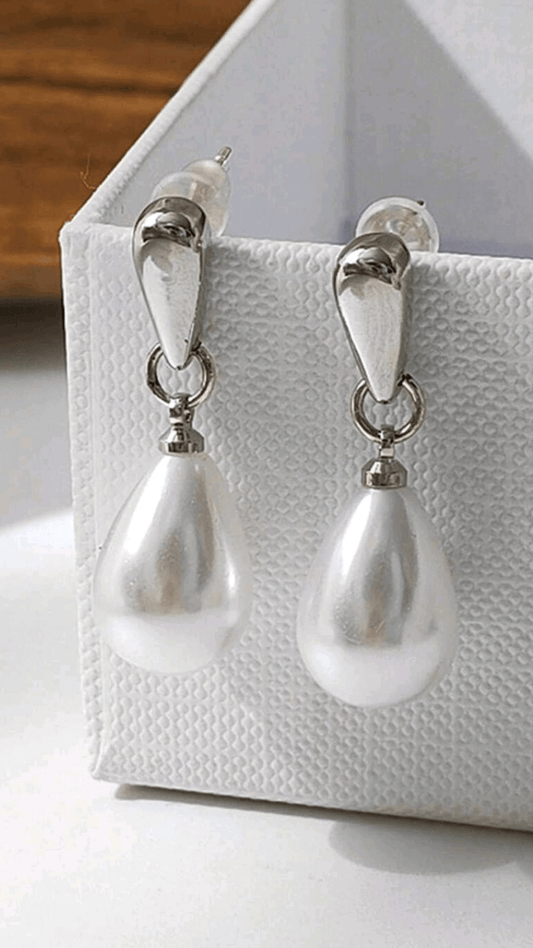 Silver/Gold Faux Pearl Teardrop Earring JU0179