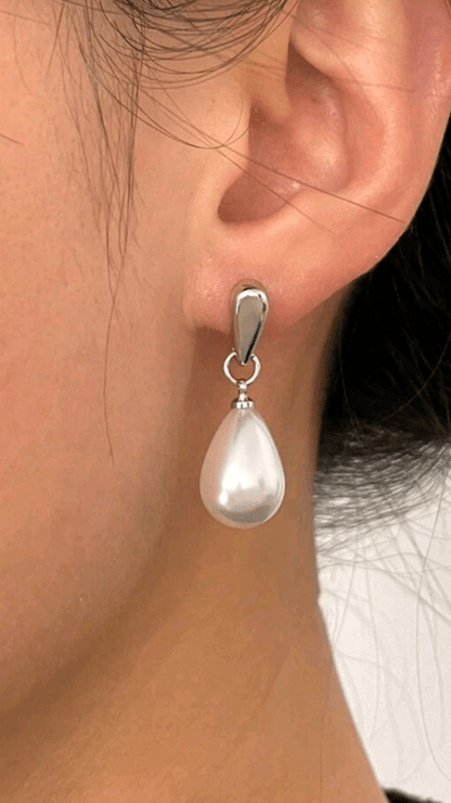 Silver/Gold Faux Pearl Teardrop Earring JU0179