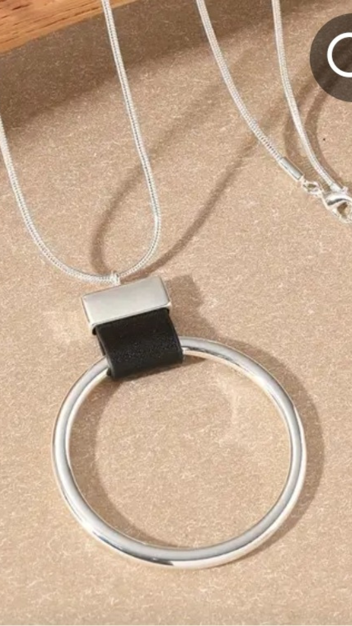 Gold / Silver Circle Necklace JU0396