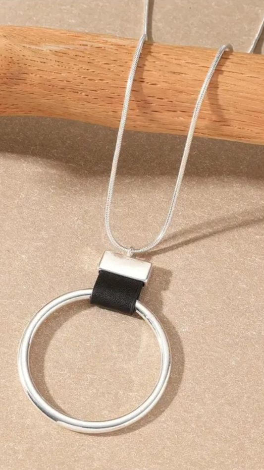 Gold / Silver Circle Necklace JU0396