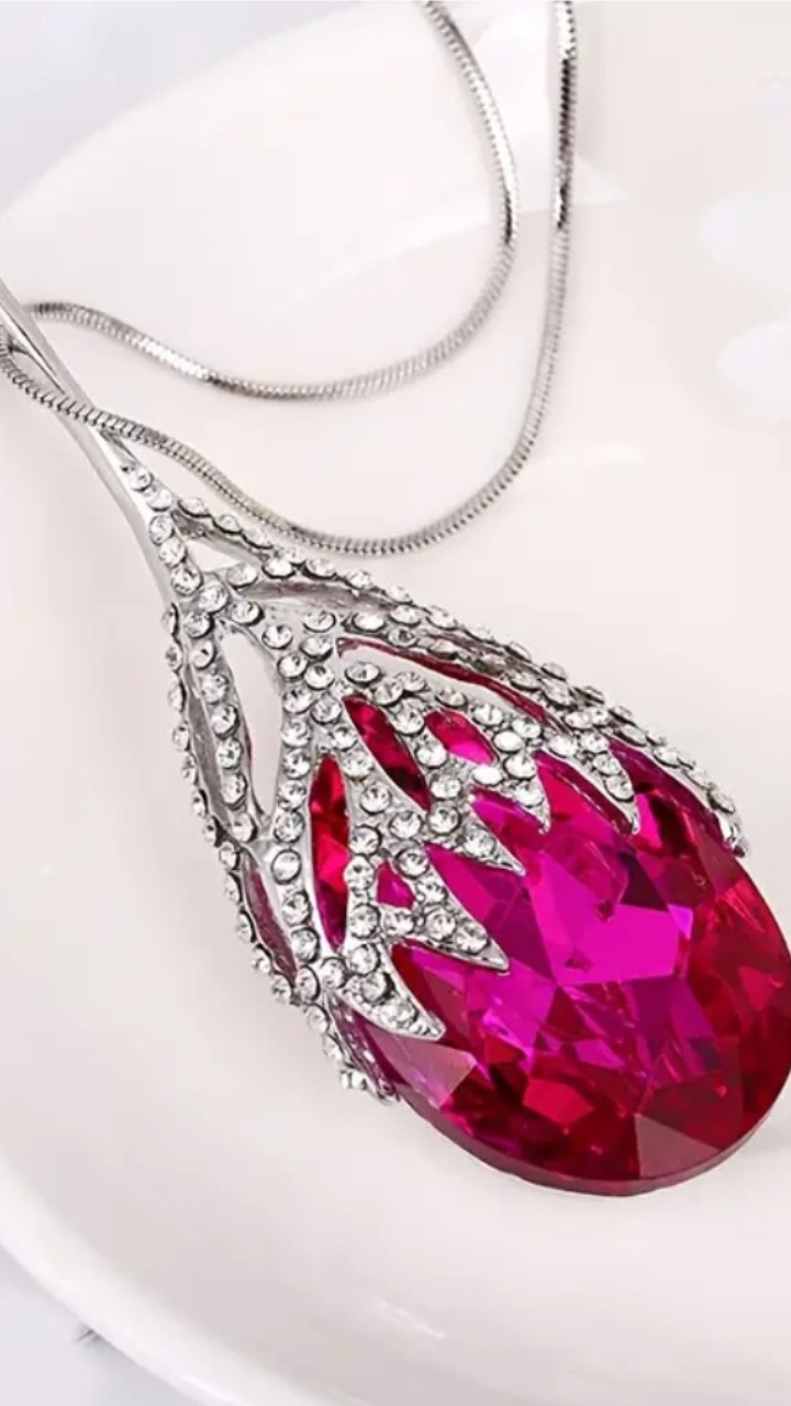 Teardrop Pendant JU0111