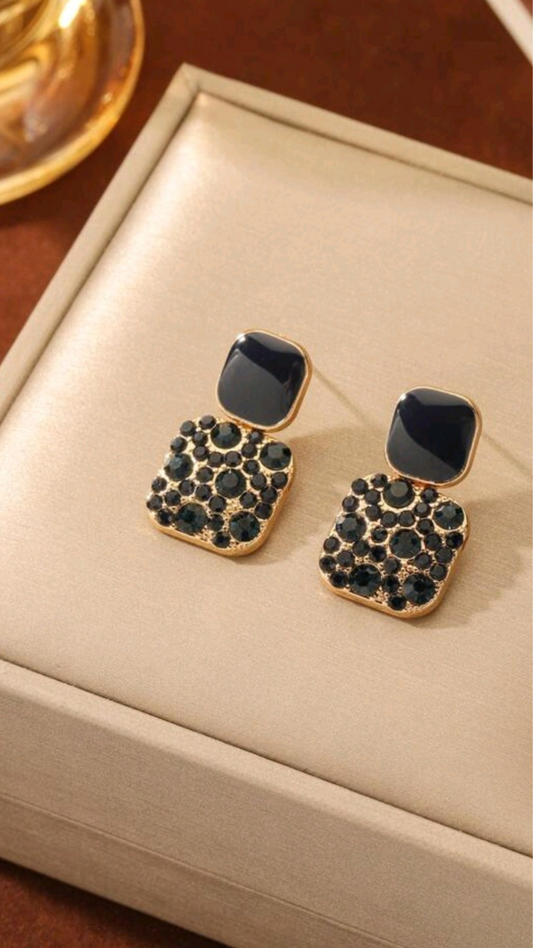 Black & Gold Earring JU0301