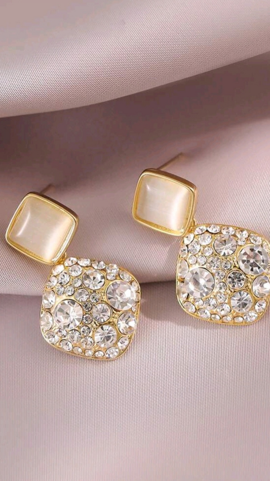 Gold Rhinestone Earring JU0281