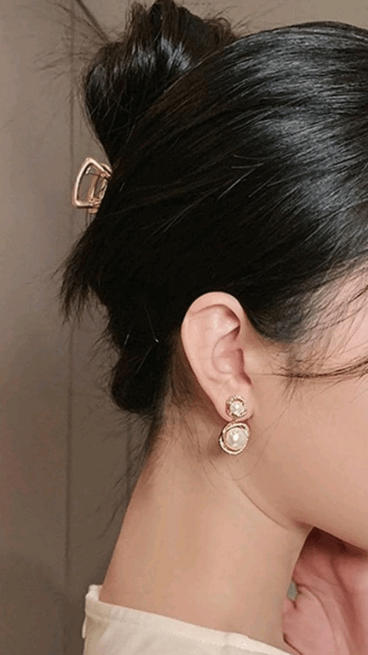Faux Pearl & Gold Earing JU0297