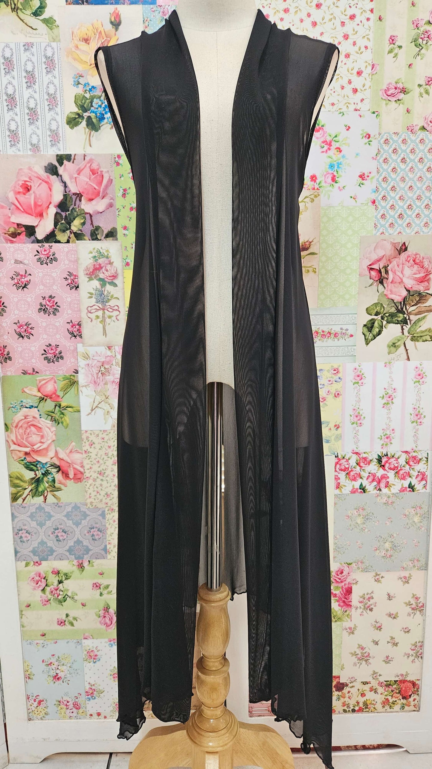 Black Sleeveless Mesh Jacket SH041