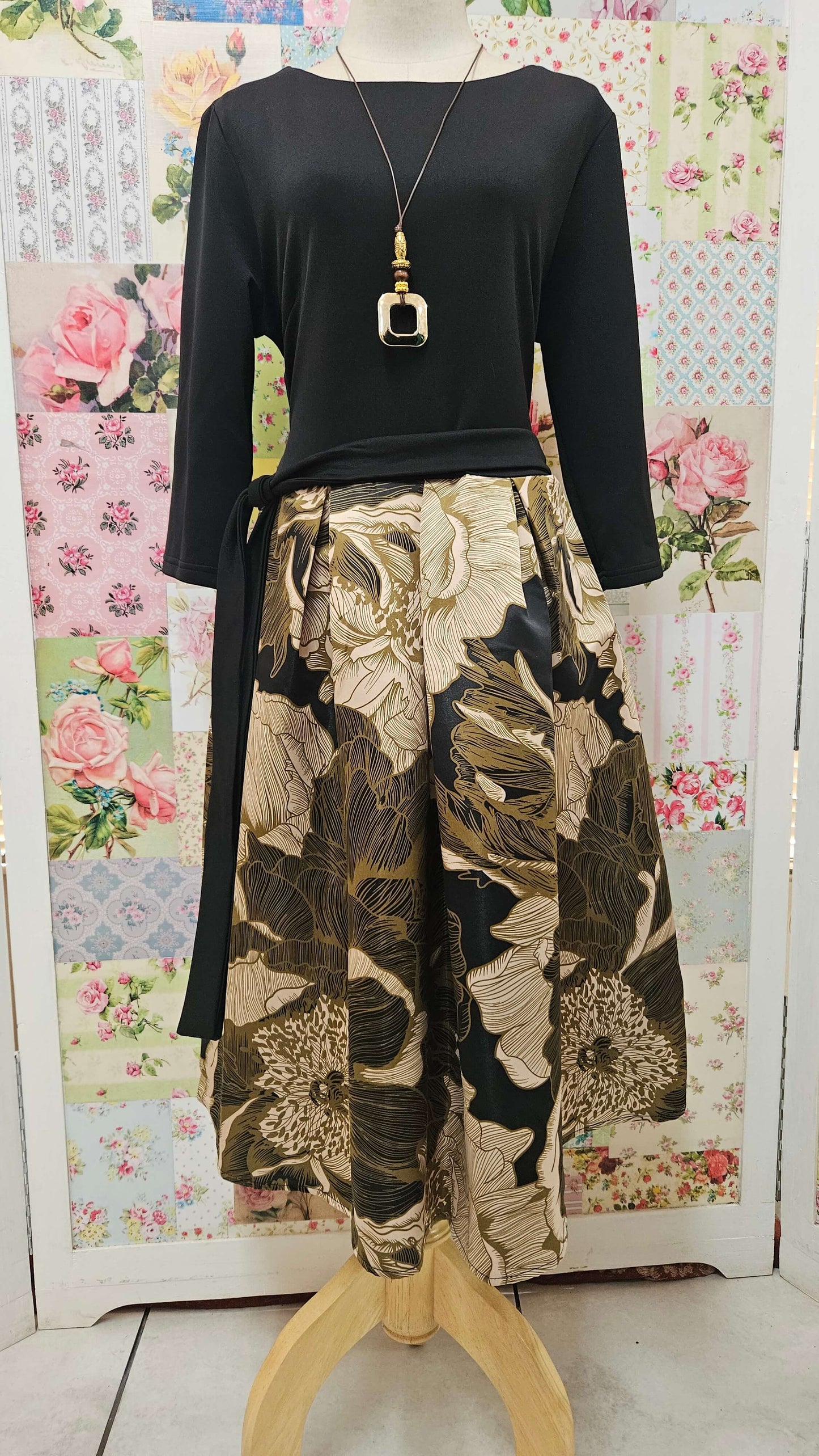 Black & Brown Dress BU025