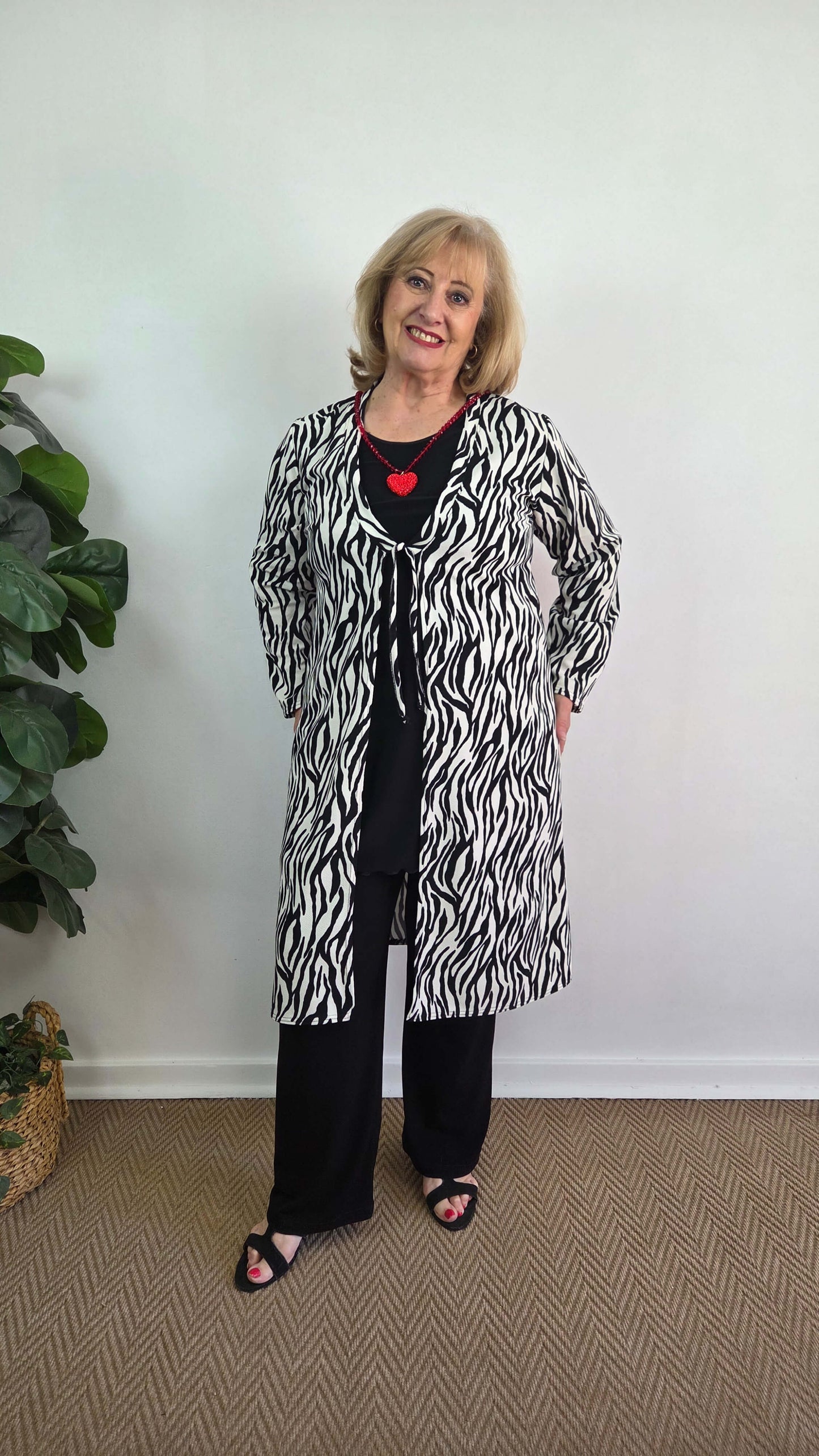 Black & White Jacket LR0640