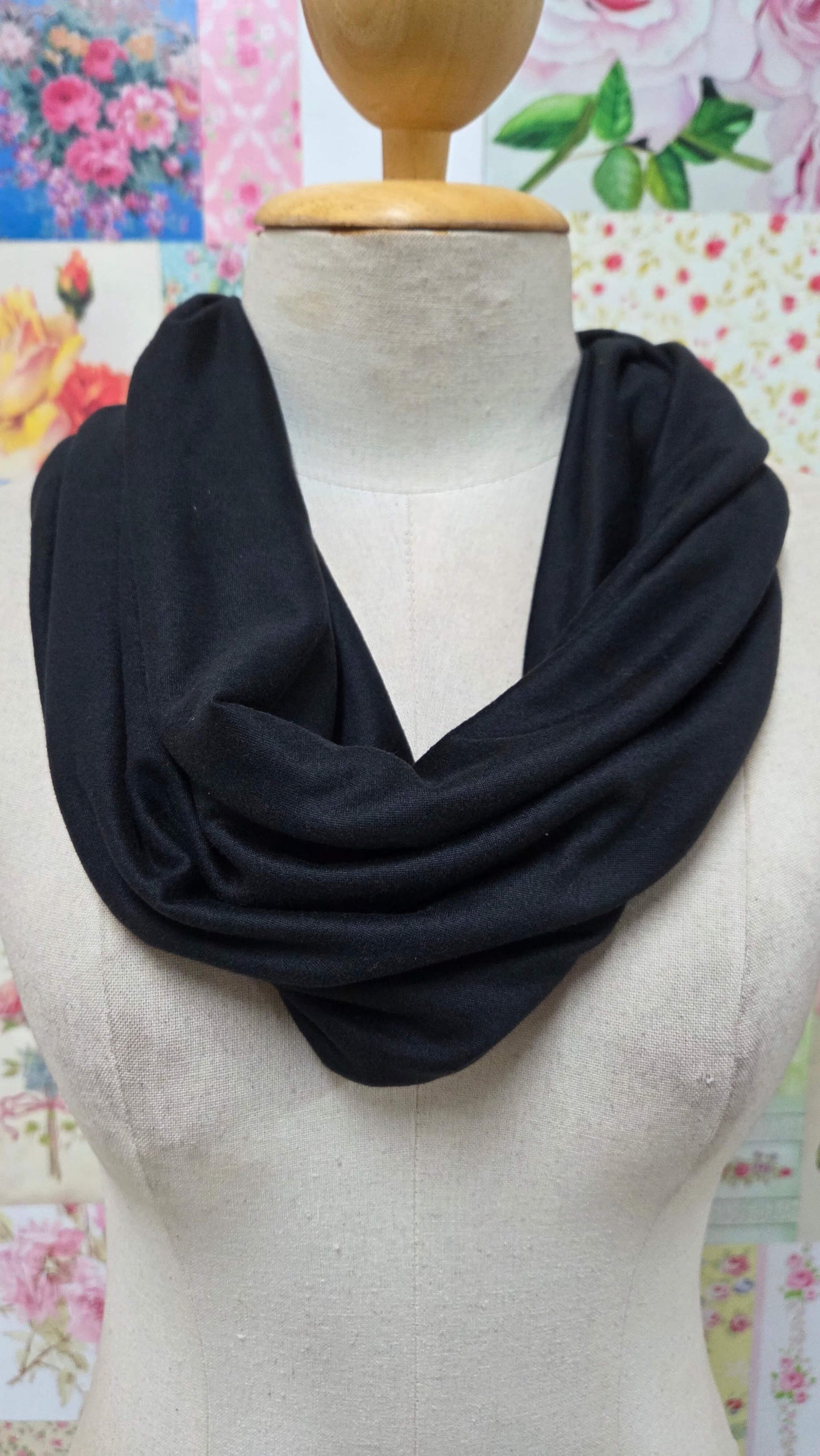 Black Snood SE0166