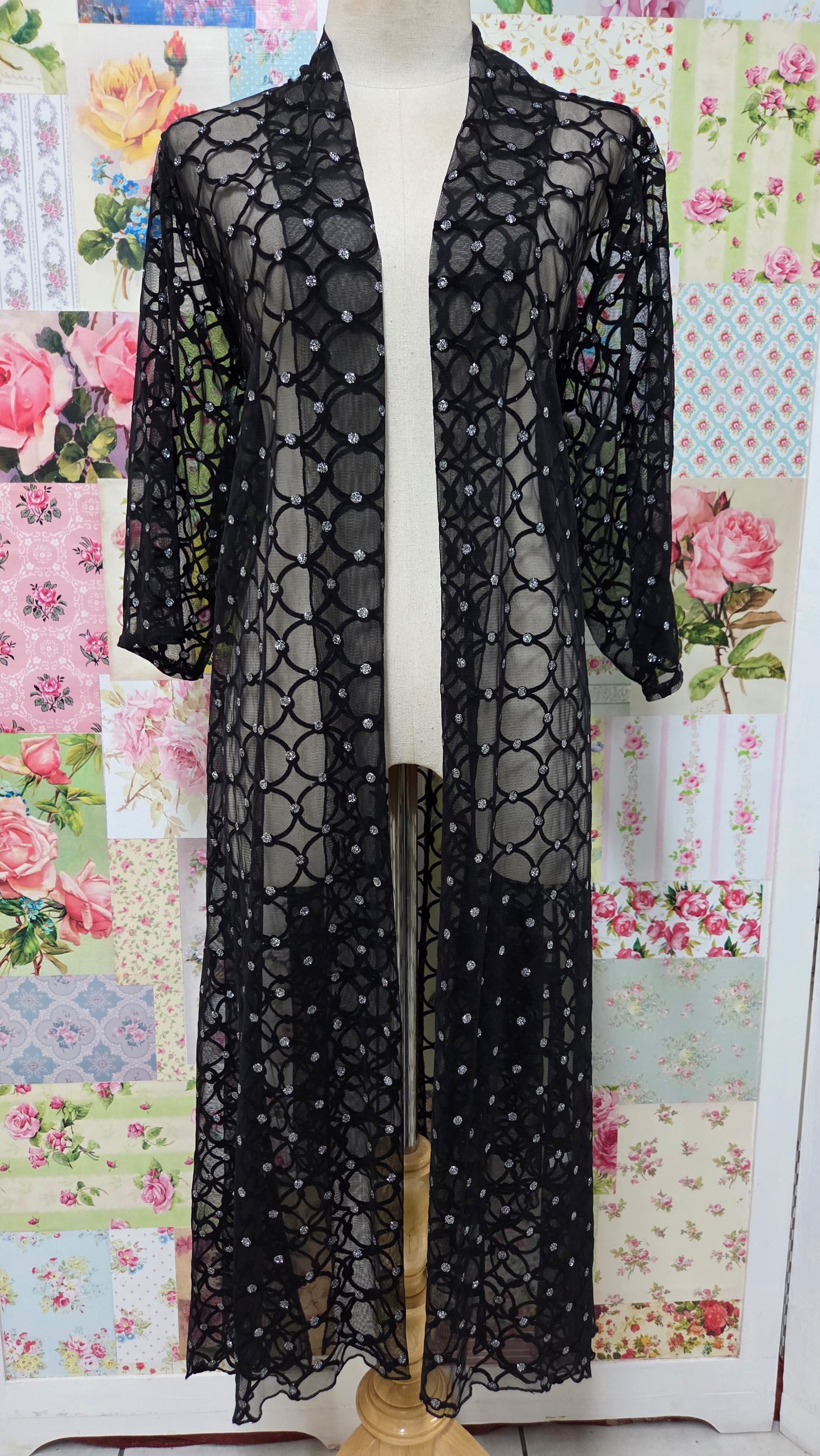 Black & Silver Top LR0362