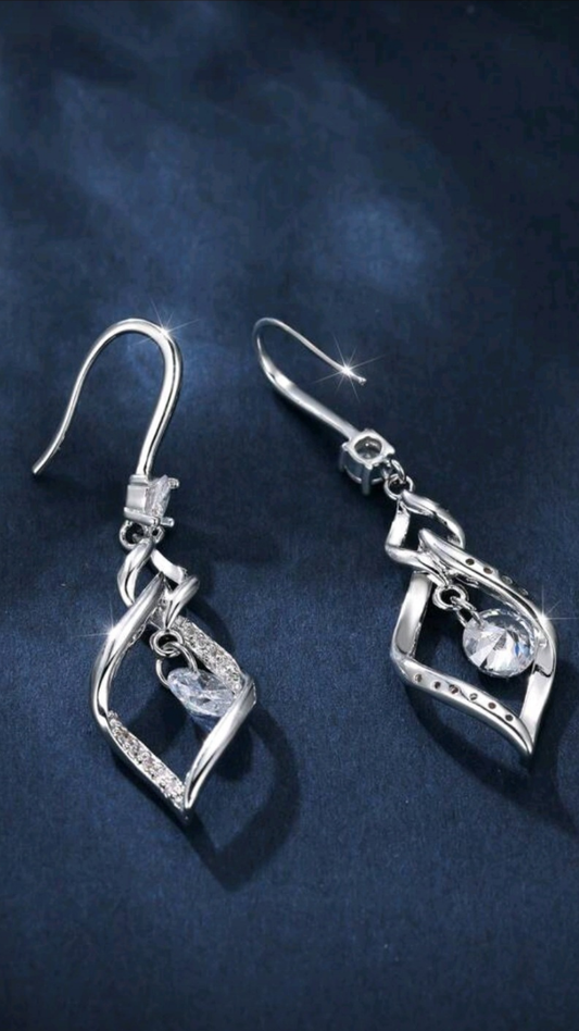 Silver Dangling Earring JU066