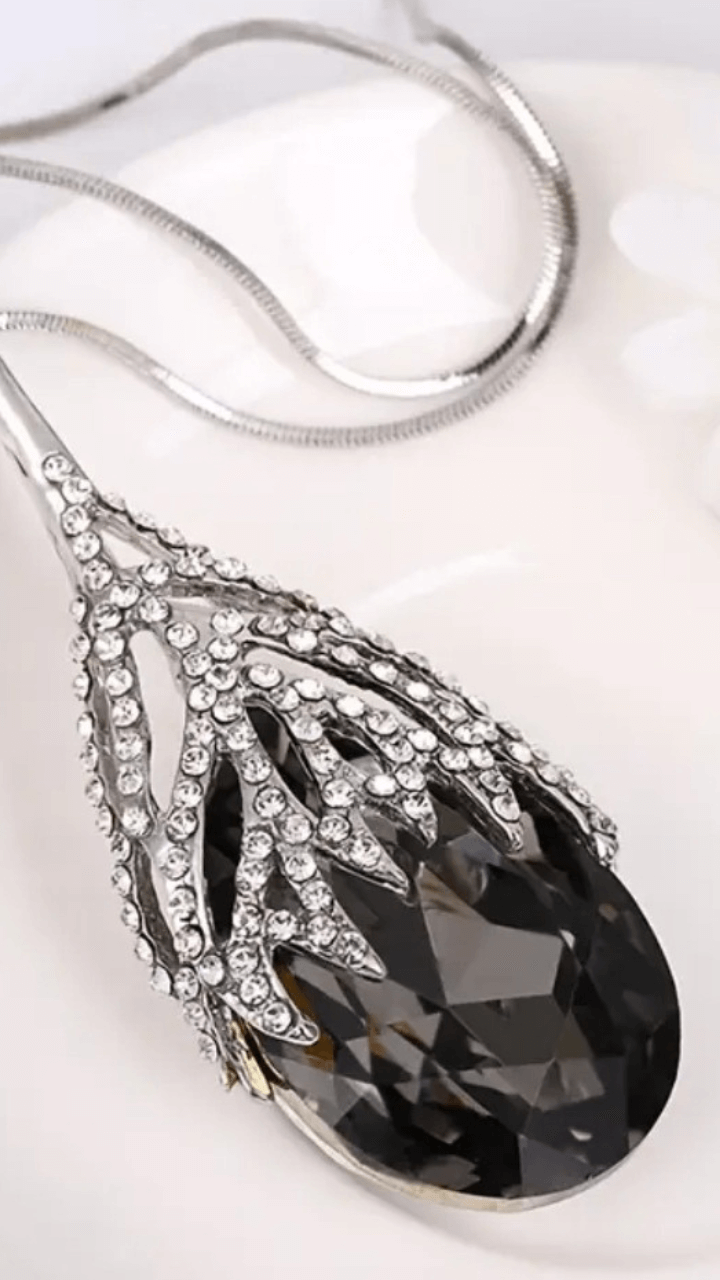 Teardrop Pendant JU0111