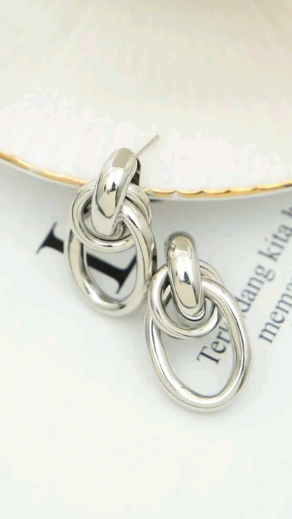 Oval Drop Silver EarringJU0132