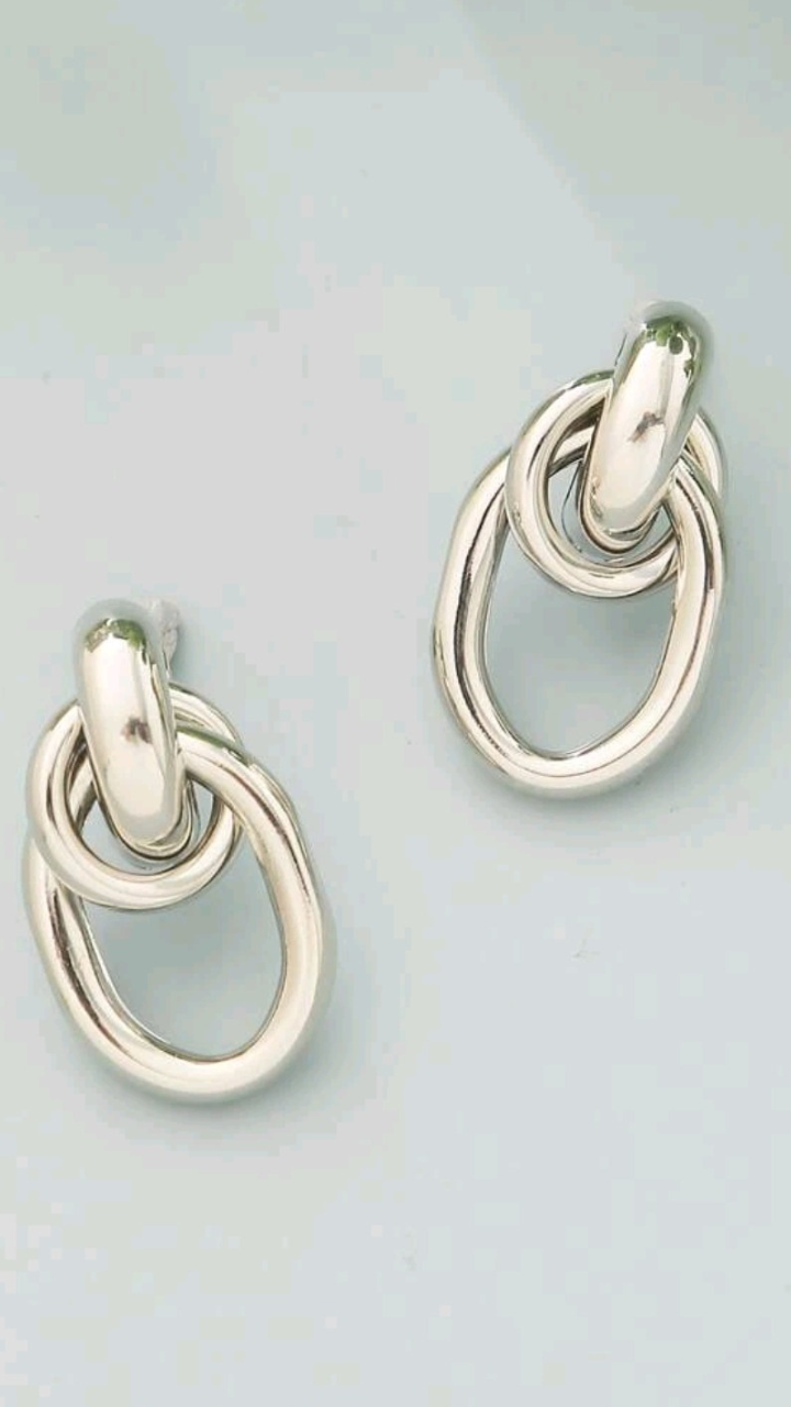 Oval Drop Silver EarringJU0132