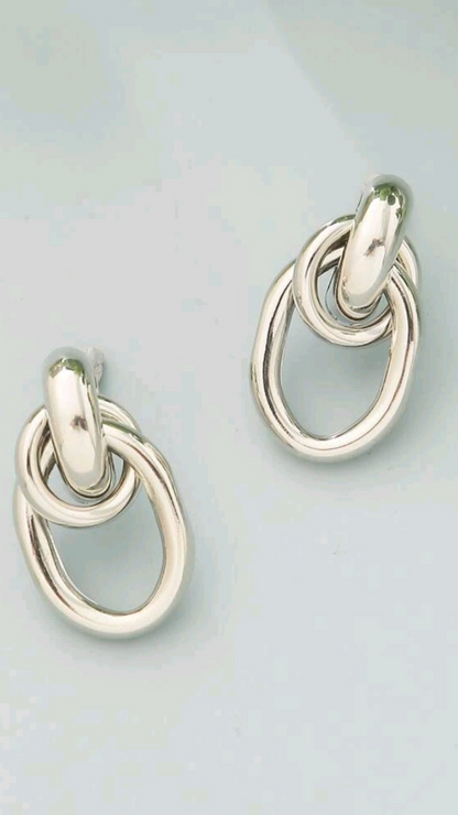 Oval Drop Silver EarringJU0132