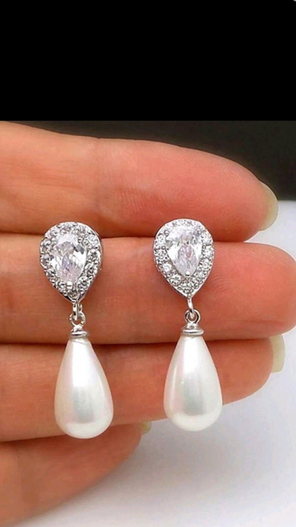 Teardrop Earrings JU065