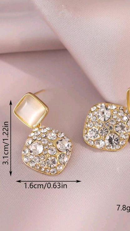 Gold Rhinestone Earring JU0281