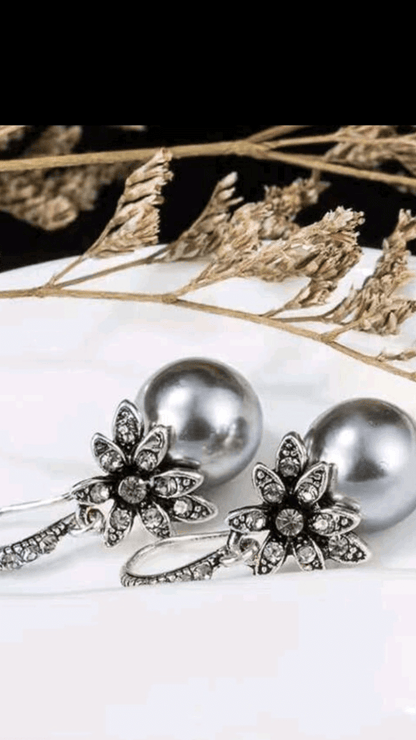 Grey Pearl Earring JU0278