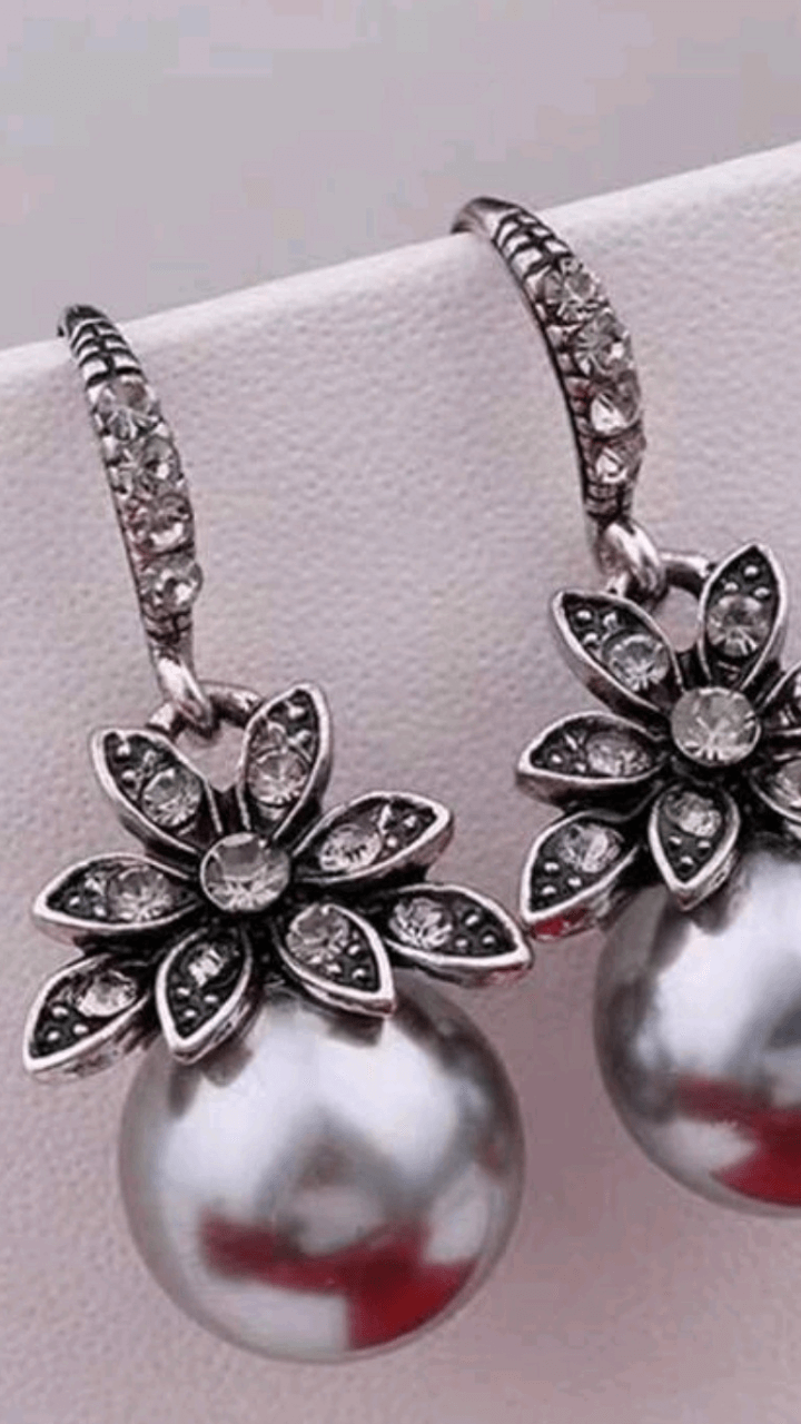 Grey Pearl Earring JU0278