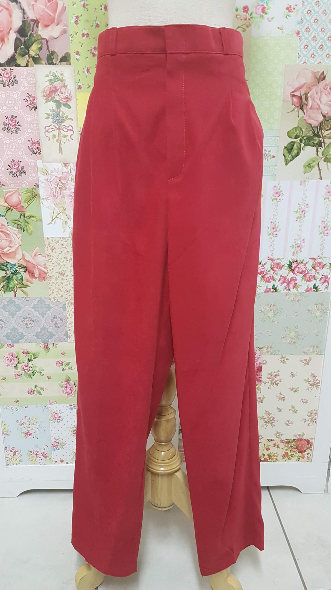 Red Pants BK0232