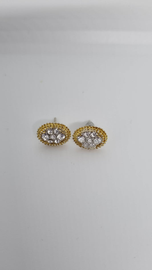 Gold Stud Earing JU077