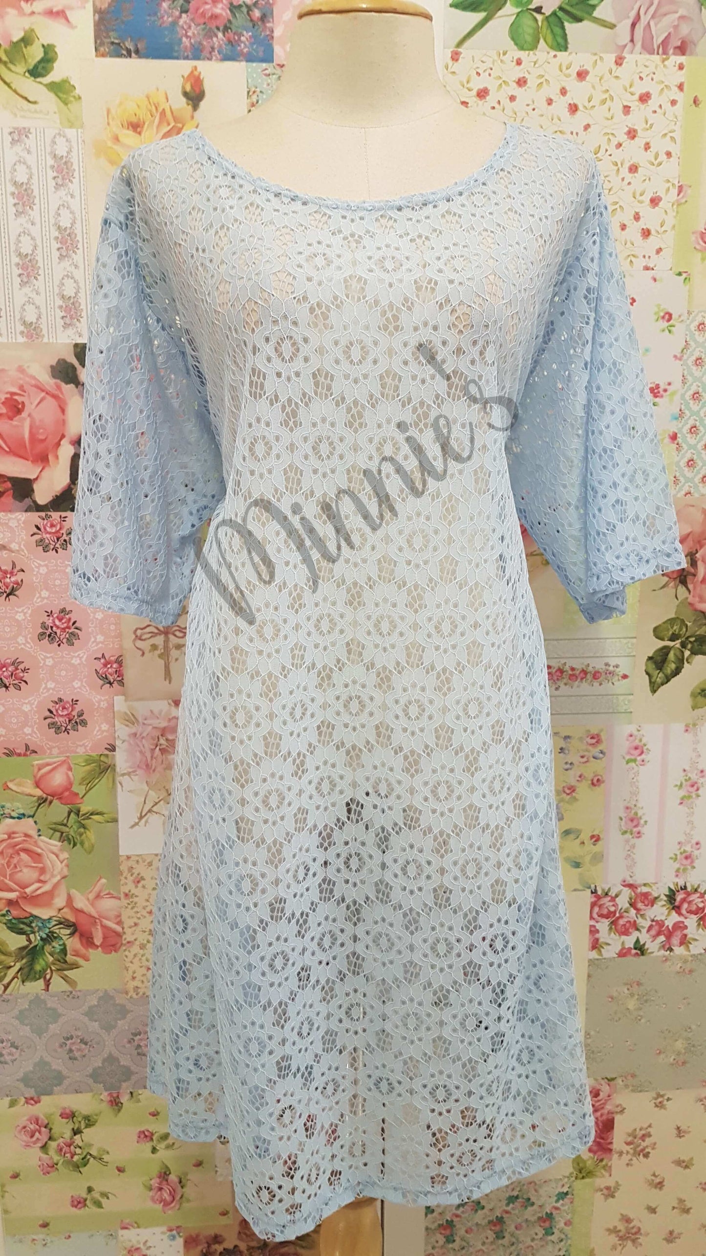 Powder Blue Lace 3-Piece CH05